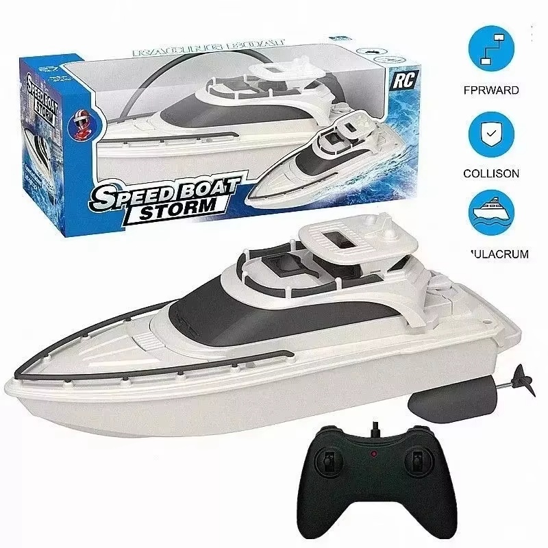Outdoor Children'S Park - Remote Control Boats Can Be Launched