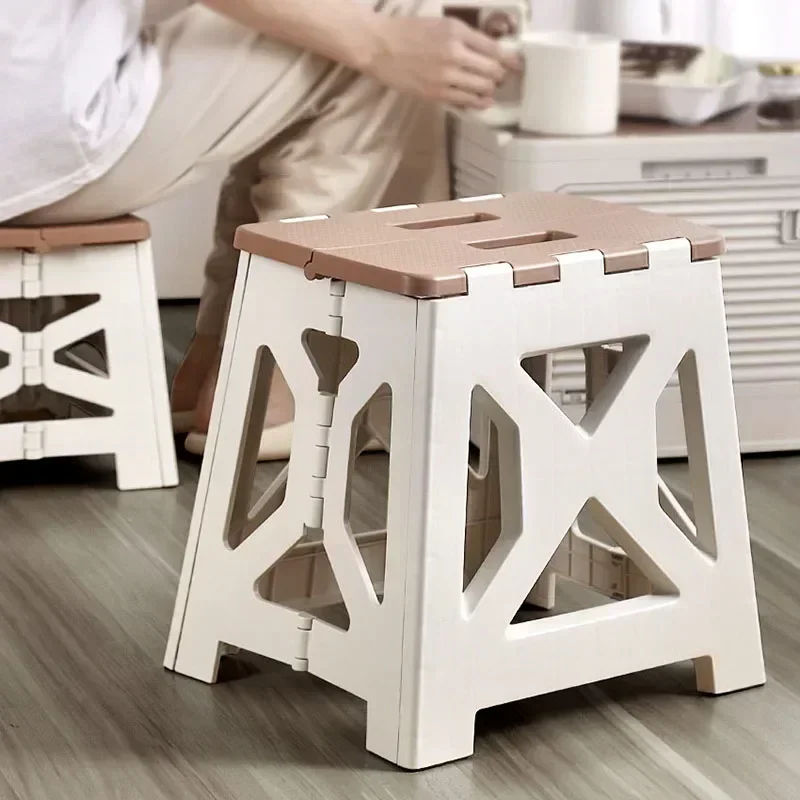 Portable Plastic Folding Stool - Kids Outdoor Seating 评论和价格